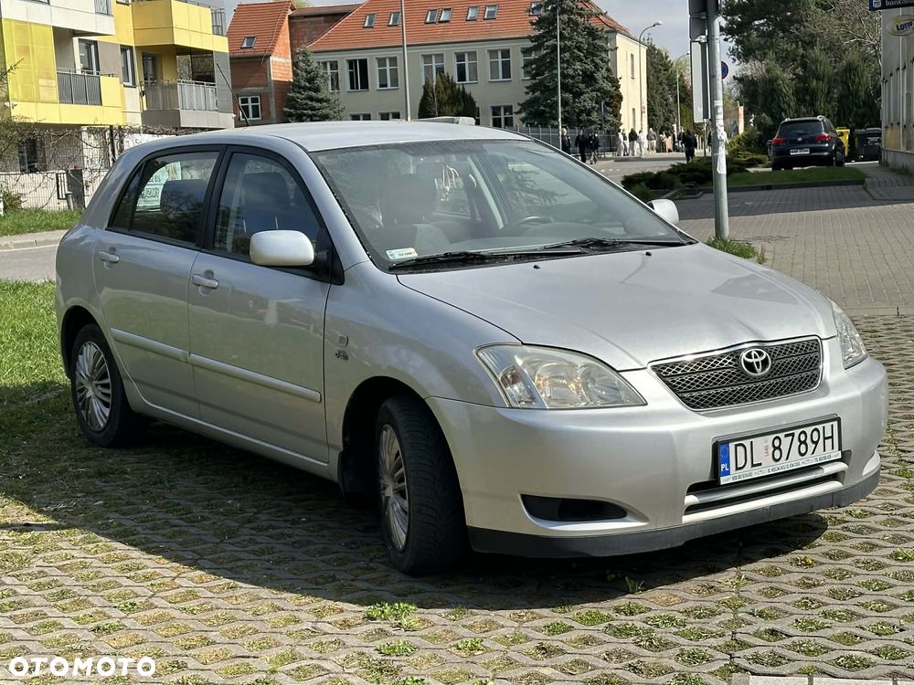 Toyota Corolla - 5