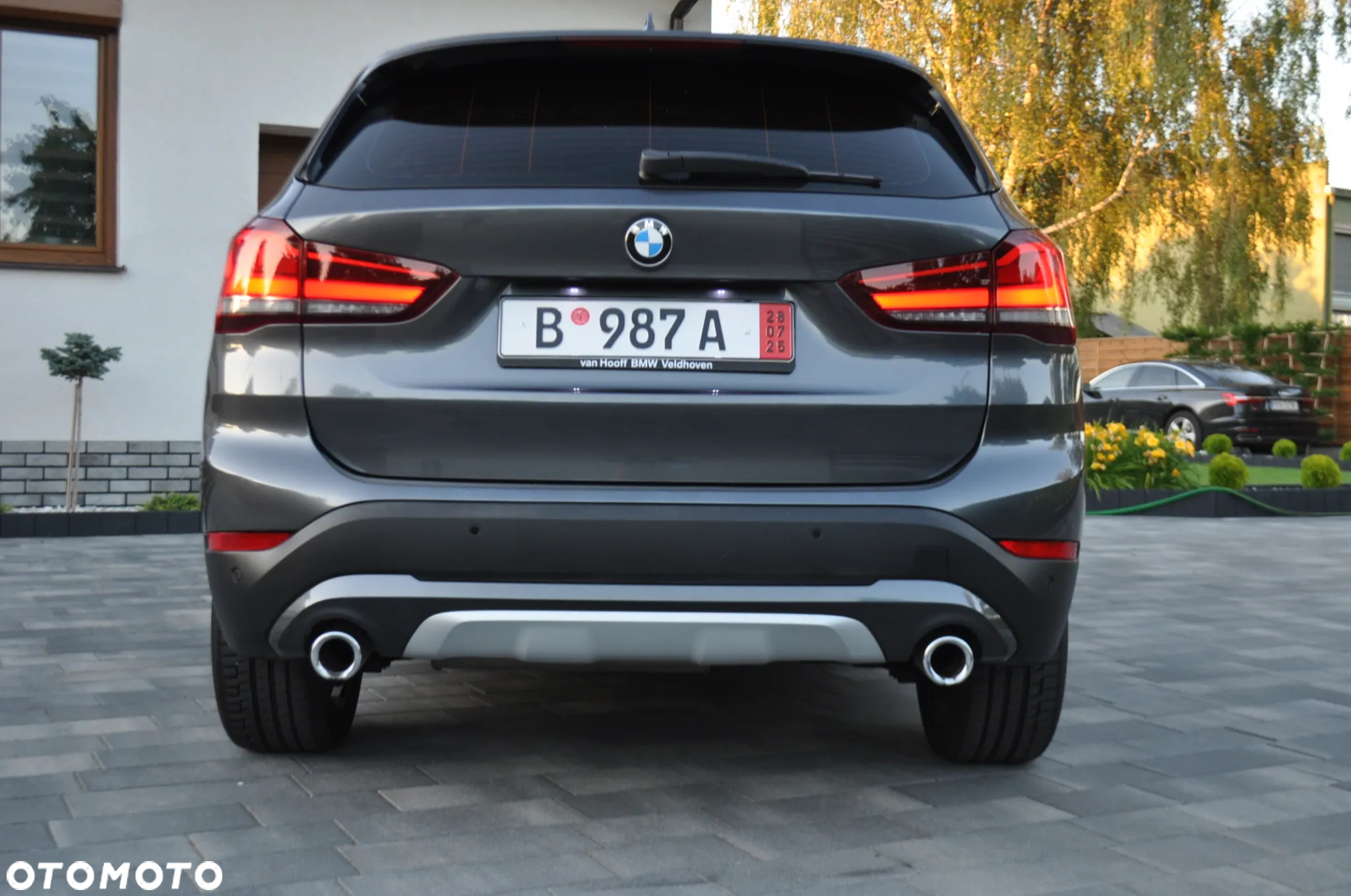 BMW X1 - 24