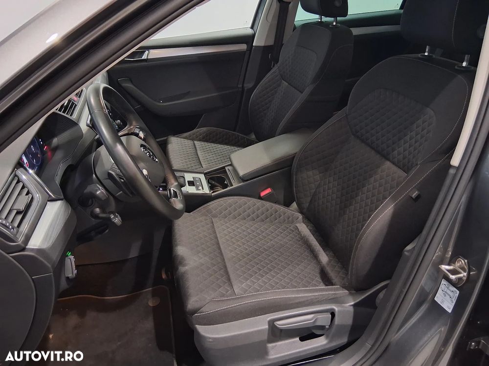 Skoda Superb 2.0 TDI DSG Ambition - 13