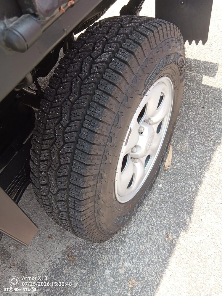 Toyota Hilux 2.5 D-4D 4WD CE - 5