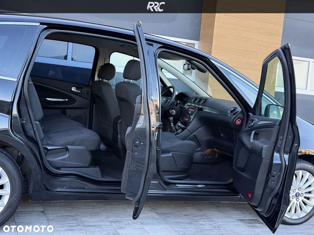 Ford S-Max 2.0 TDCi DPF Titanium - 17