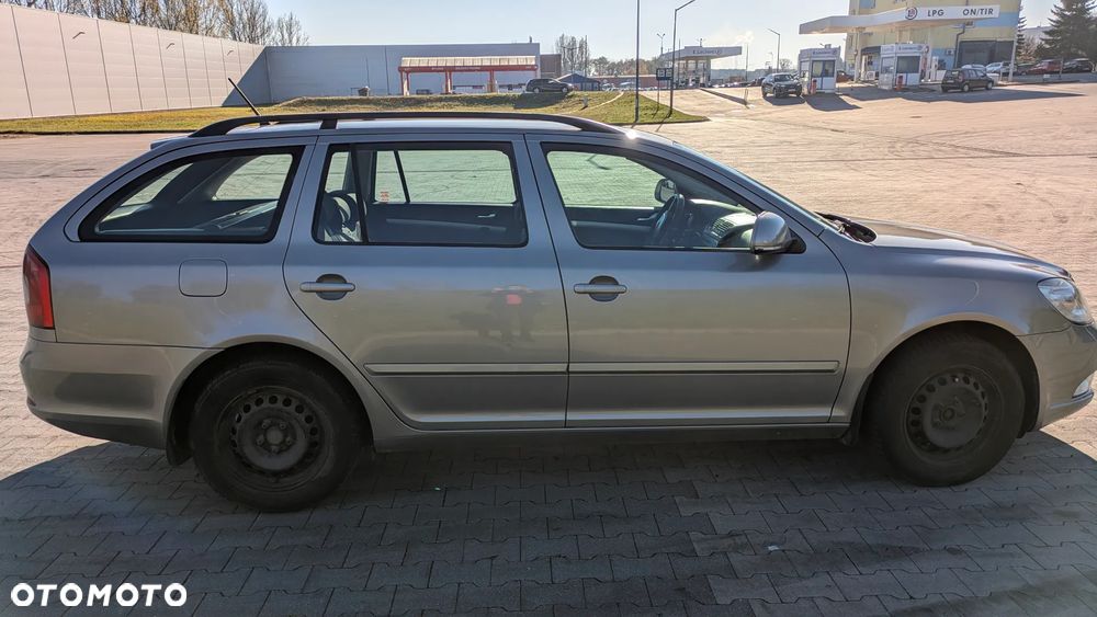 Skoda Octavia - 5