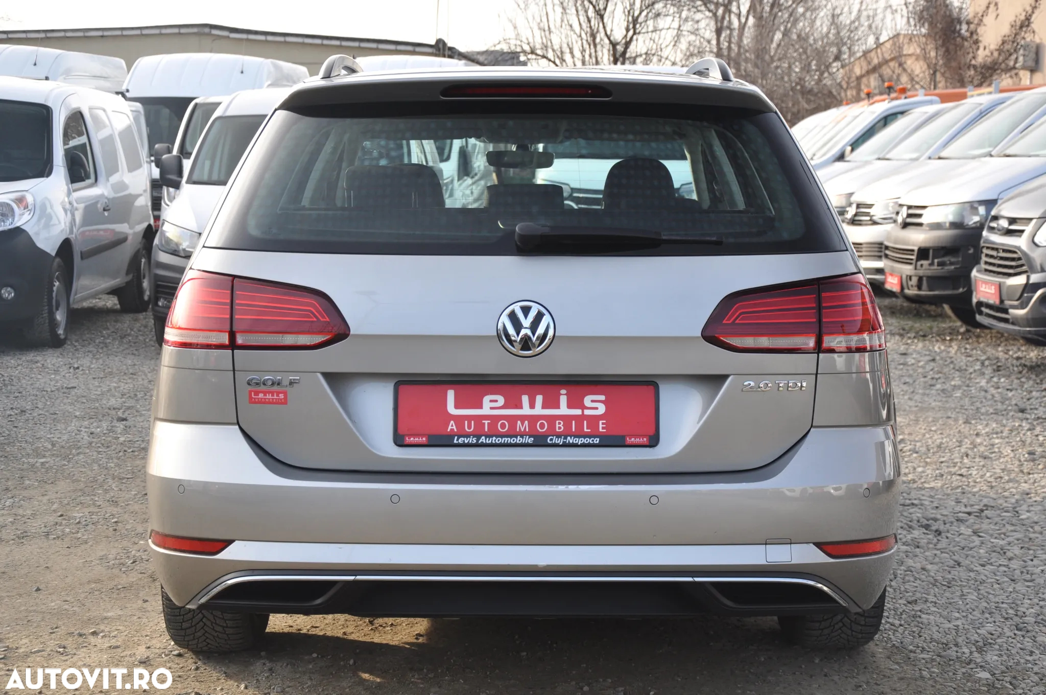 Volkswagen Golf 2.0 TDI DSG BMT Comfortline - 5