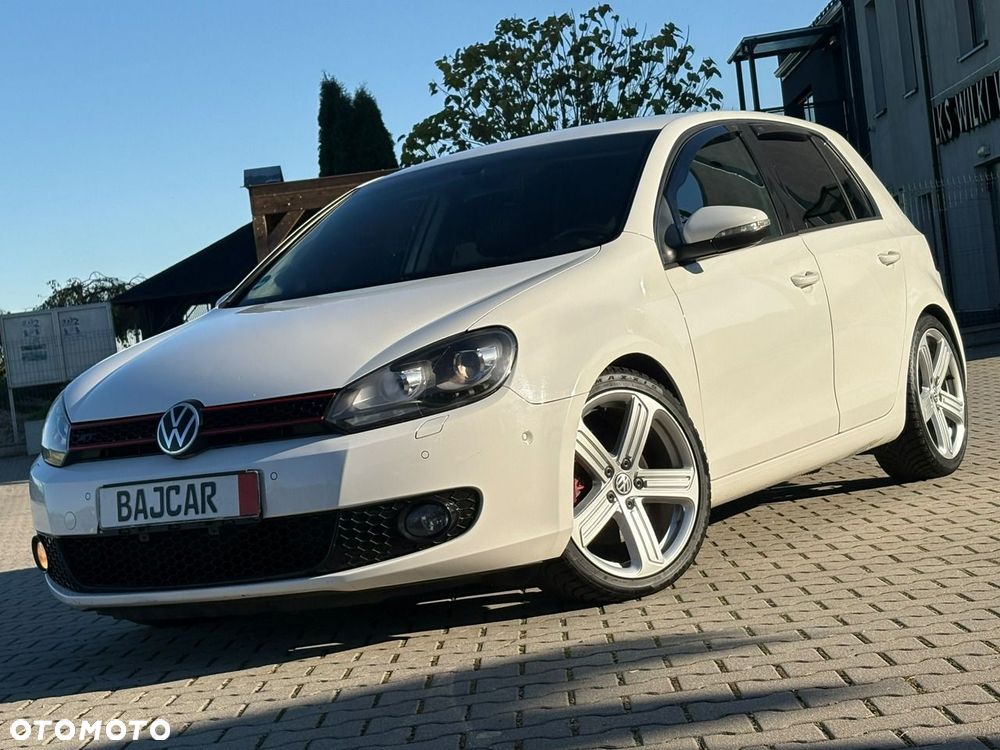 Volkswagen Golf - 1