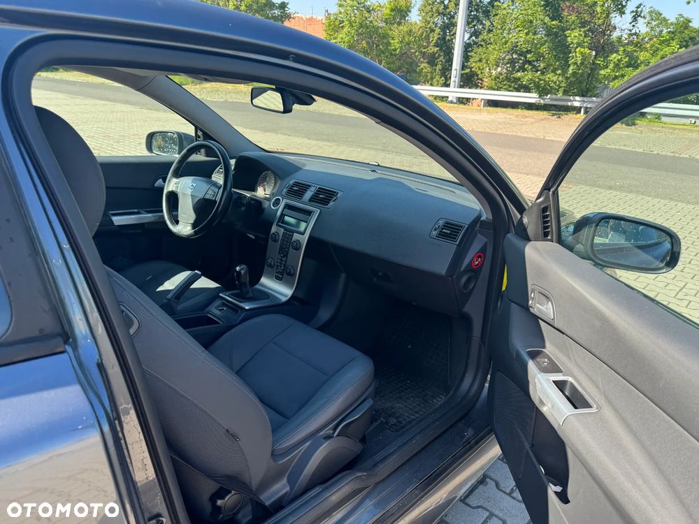 Volvo C30 2.0 - 11