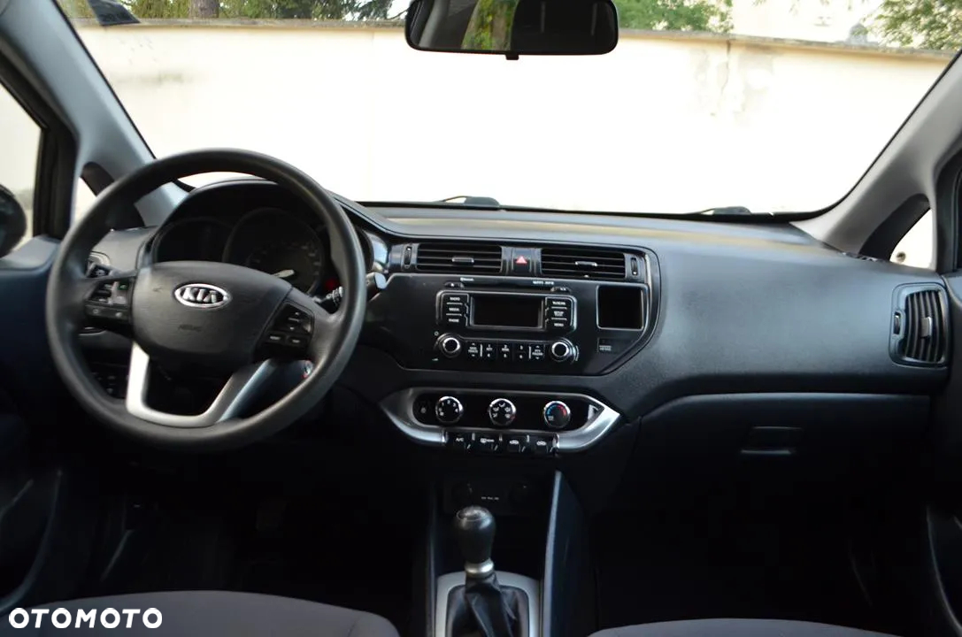 Kia Rio 1.2 Business Line - 23