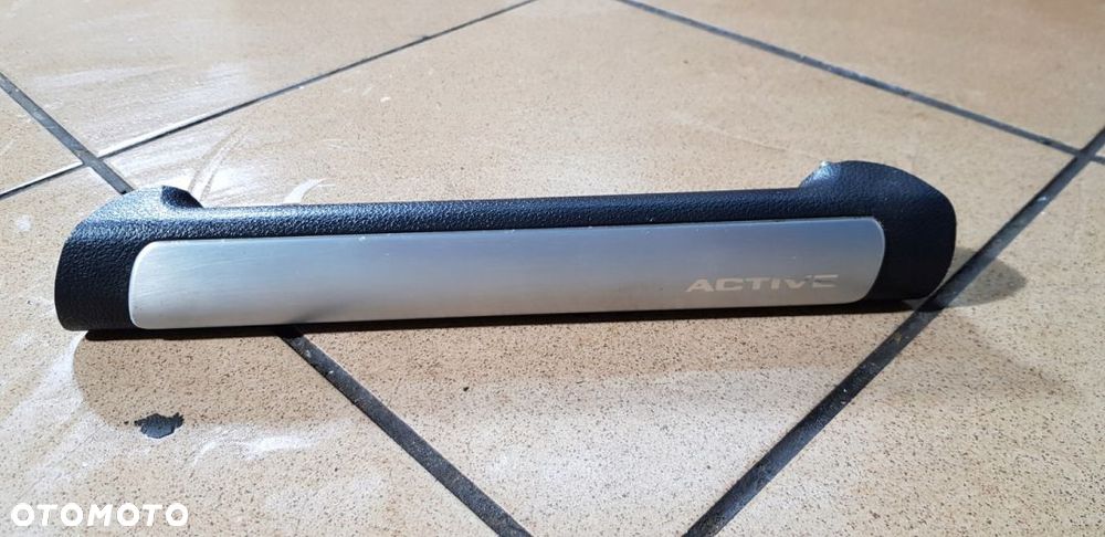 Kia Sportage II Rączka Uchwyt Konsoli - 1