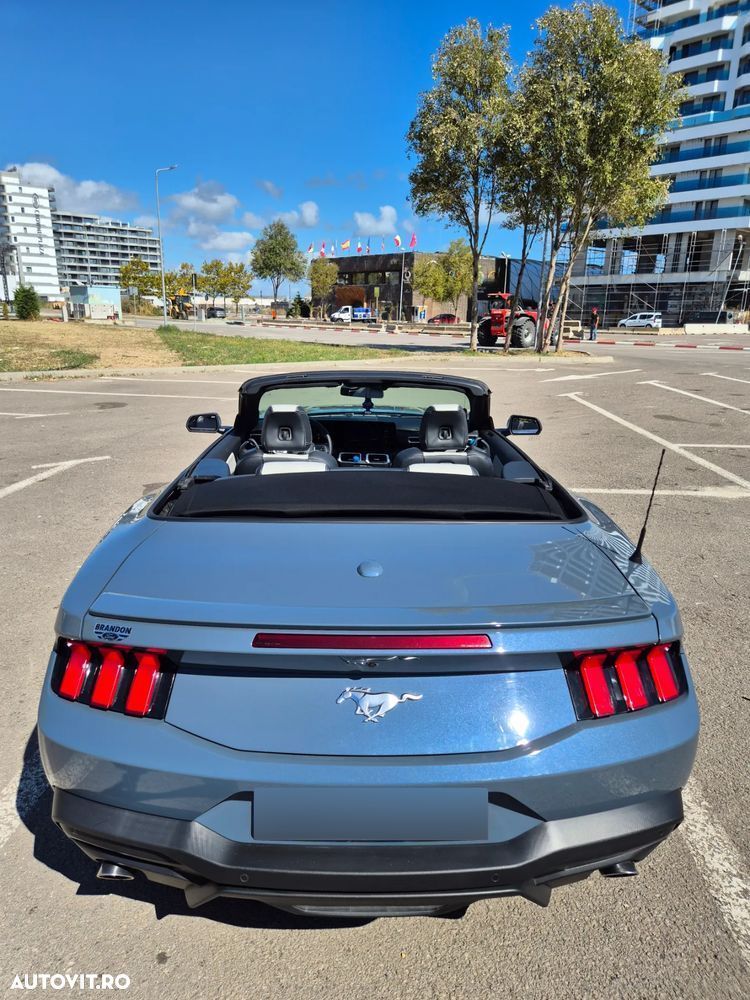 Ford Mustang Fastback 2.3 Eco Boost Aut. - 5