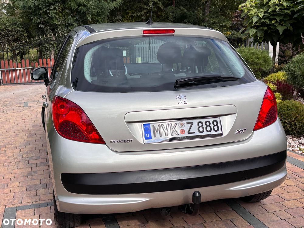 Peugeot 207 75 Urban Move - 9
