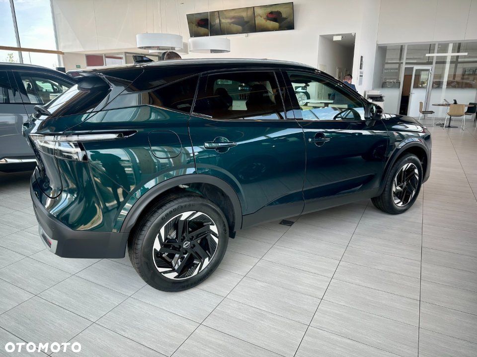 Nissan Qashqai - 2