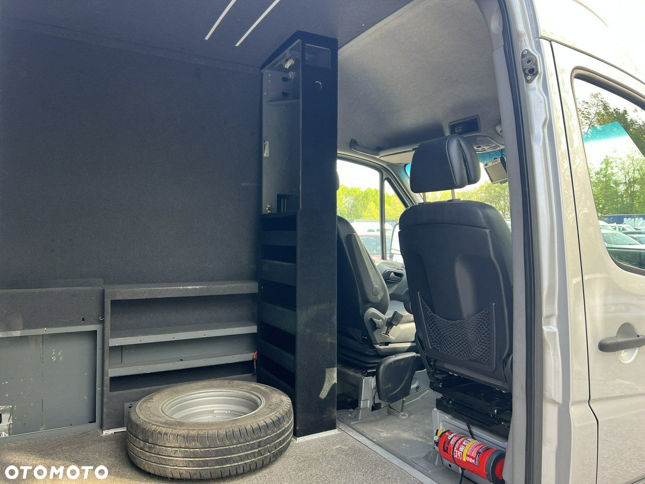 Mercedes-Benz Sprinter - 20