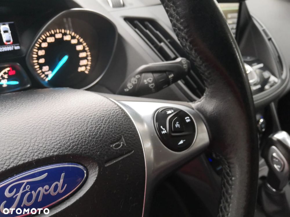 Ford Kuga 2.0 TDCi AWD Titanium - 14