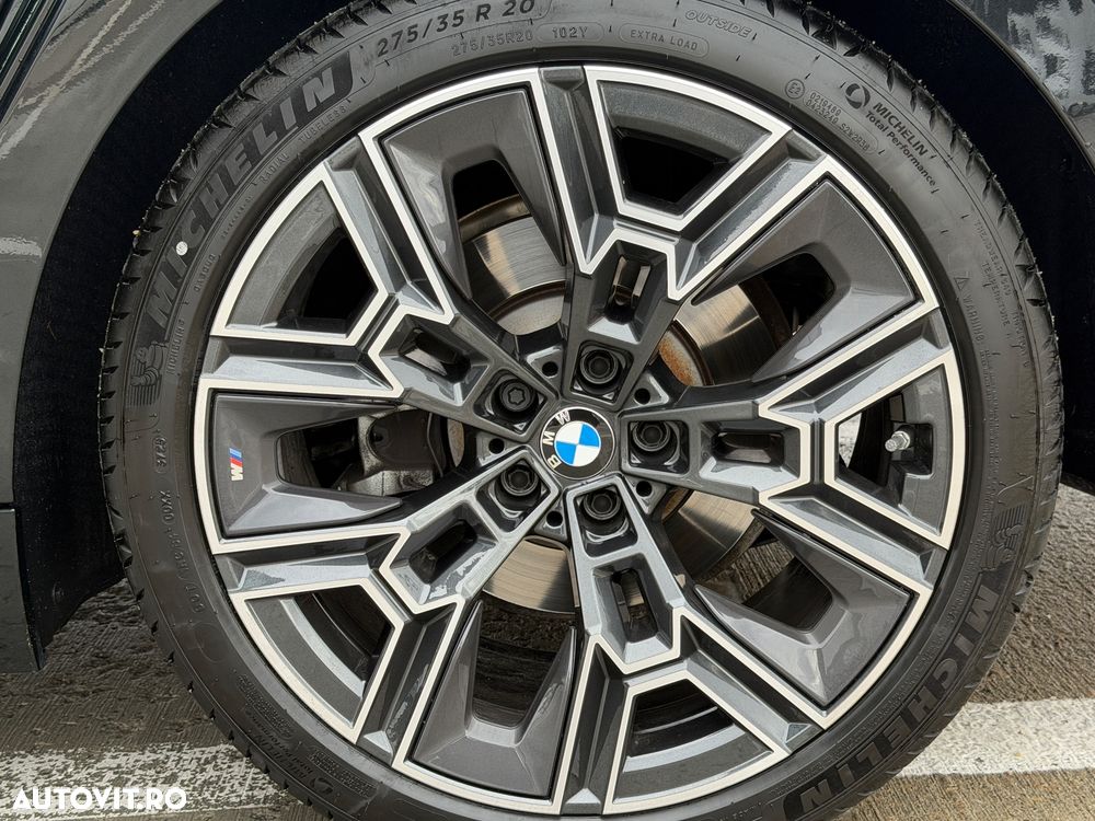 BMW Seria 5 - 35