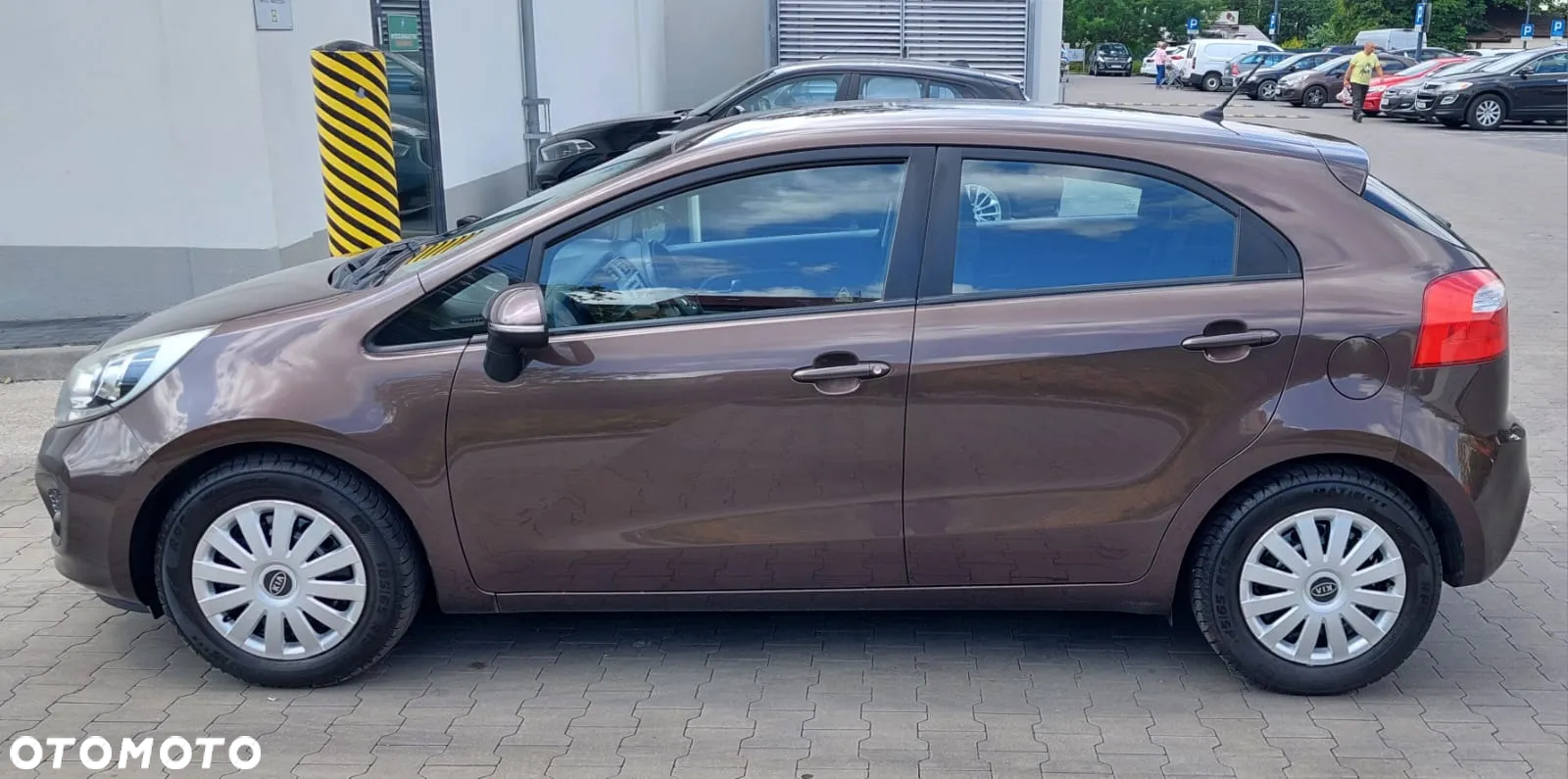 Kia Rio 1.2 Attract - 13