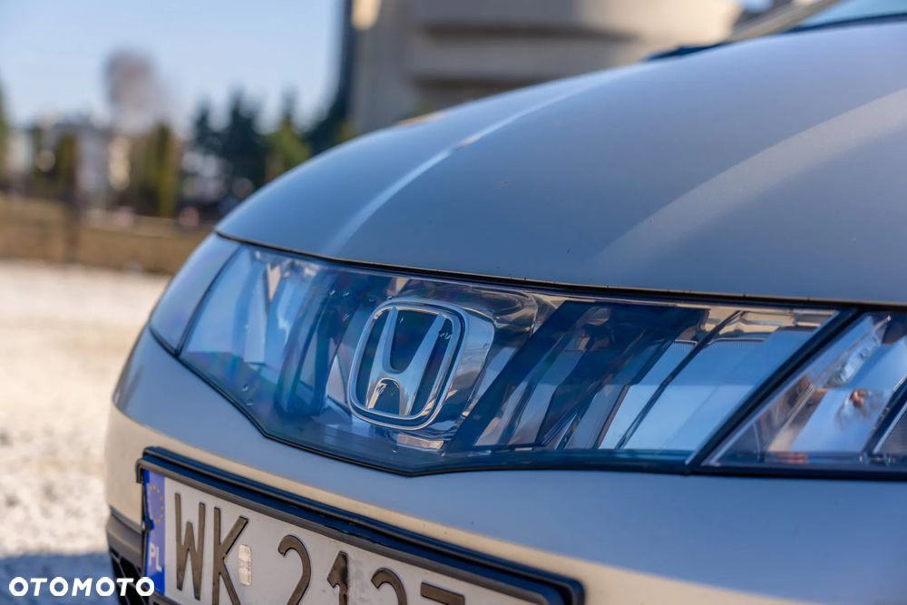 Honda Civic 1.8 Comfort - 10