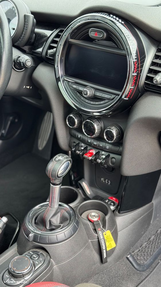 MINI 3 Portas John Cooper Works Auto Desportiva - 10