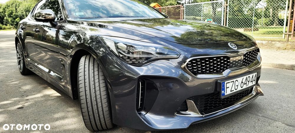 Kia Stinger 2.0 T-GDI GT Line - 4