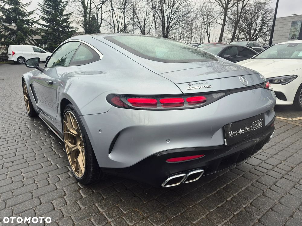 Mercedes-Benz AMG GT - 11