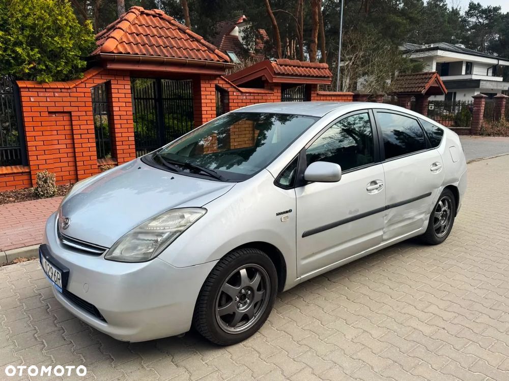 Toyota Prius 1.5 VVT-i Sol (nav) - 4