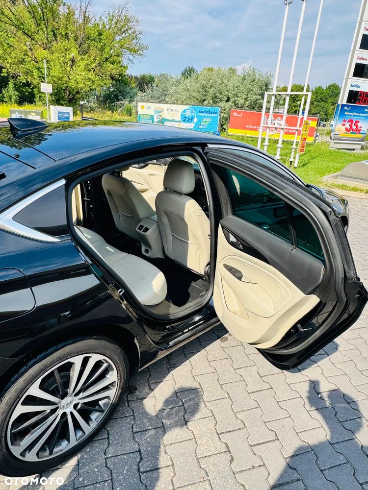 Opel Insignia CT 2.0 CDTI Exclusive S&S - 10