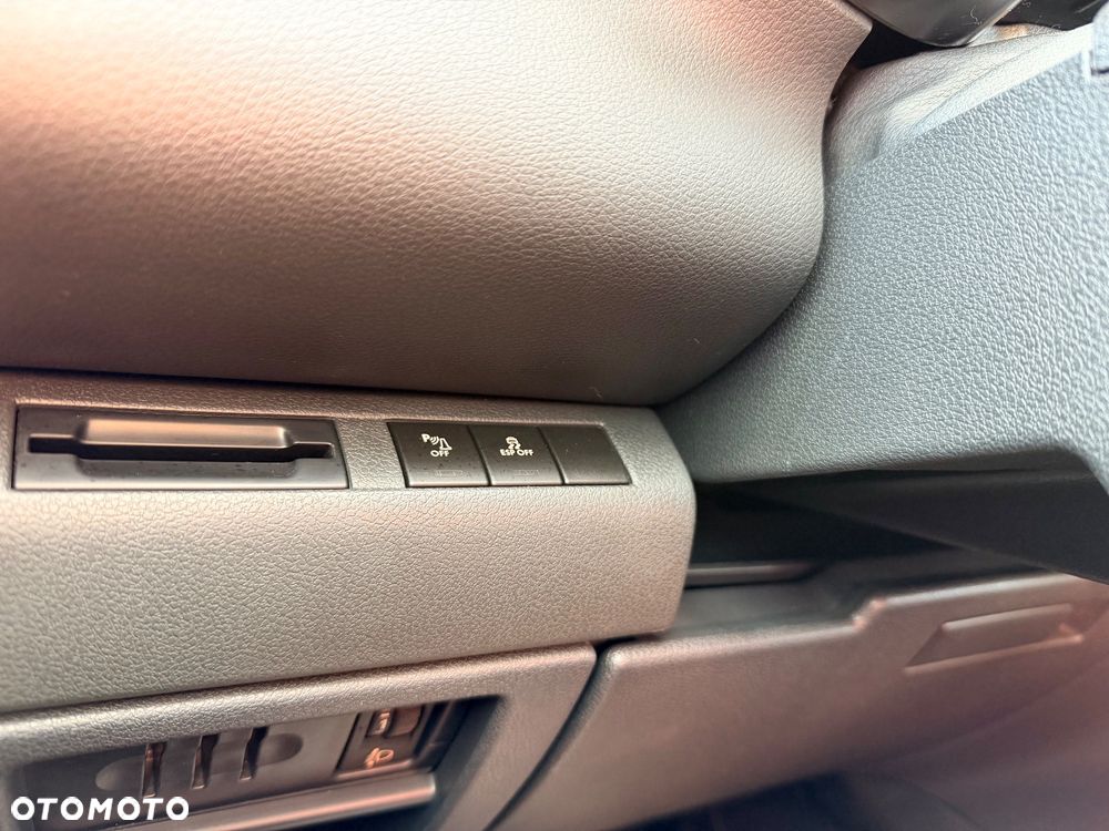 Peugeot 3008 1.6 THP Allure - 21