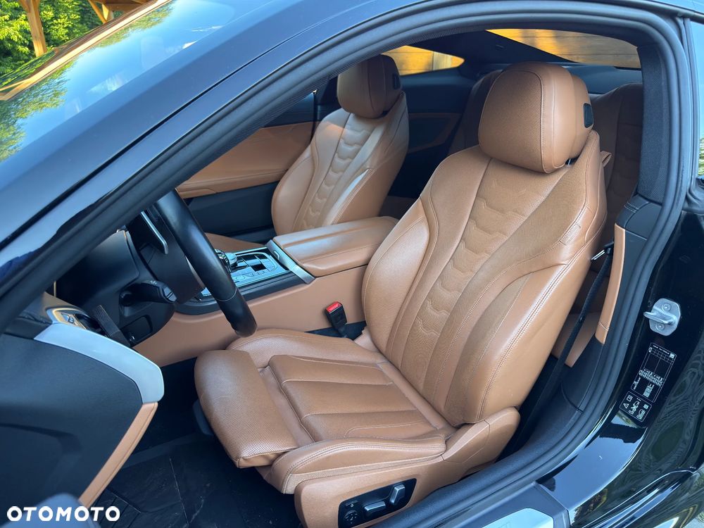 BMW Seria 8 - 13