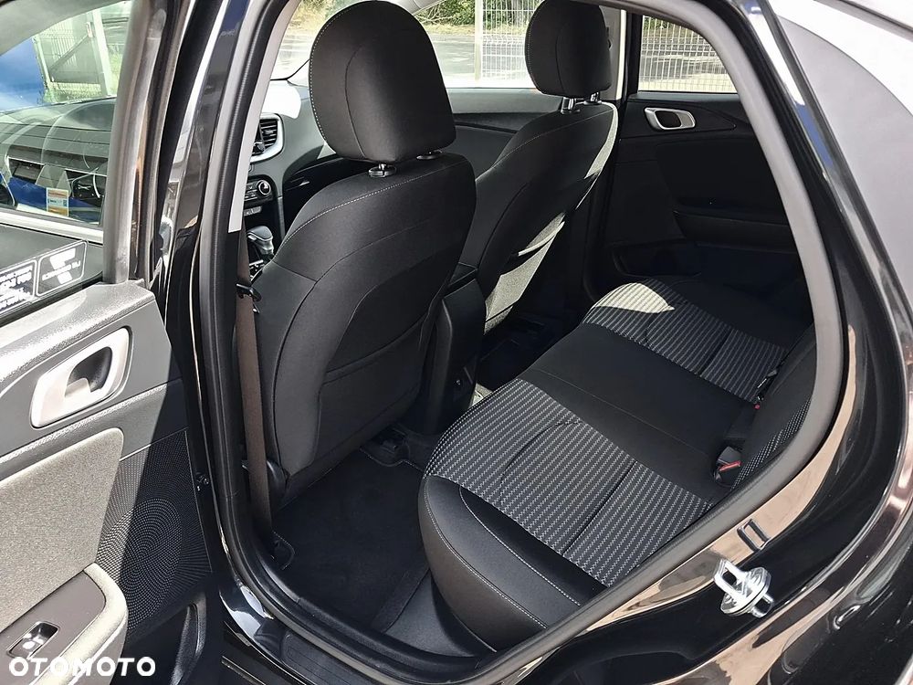 Kia XCeed 1.5 T-GDI M DCT - 12