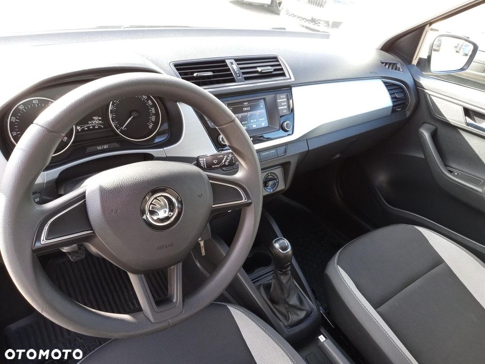 Skoda Fabia 1.0 TSI Ambition - 10