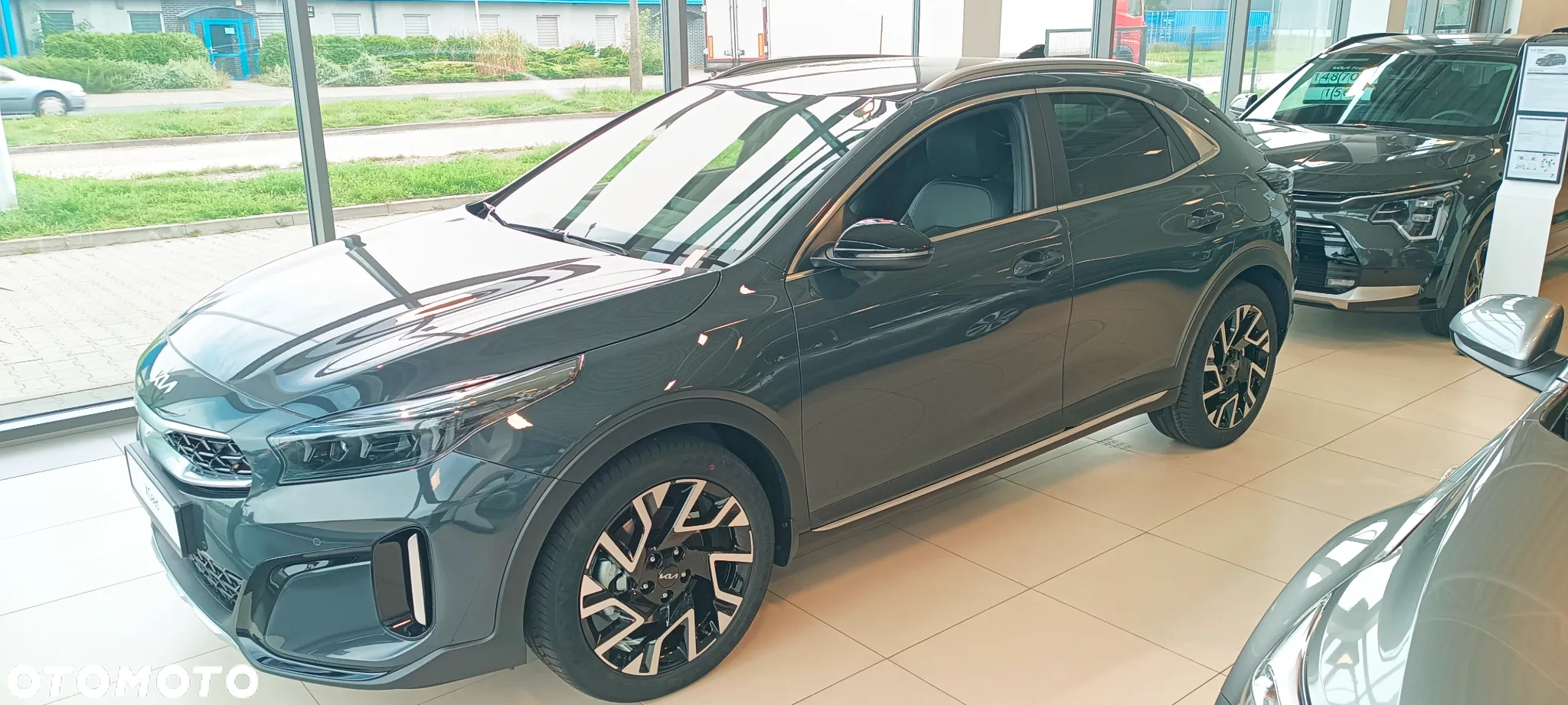 Kia XCeed 1.6 T-GDI Tribute DCT - 4