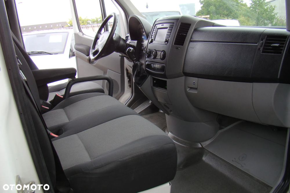 Volkswagen Crafter - 9