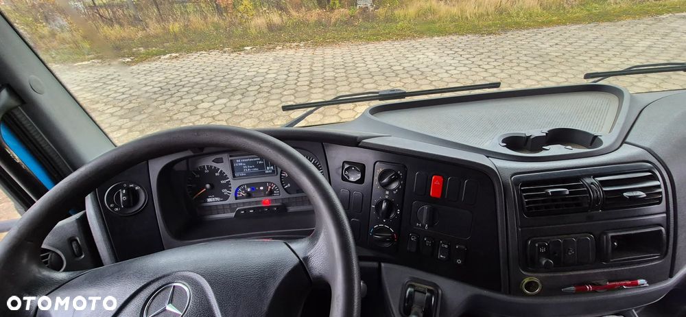 Mercedes-Benz AXOR - 11