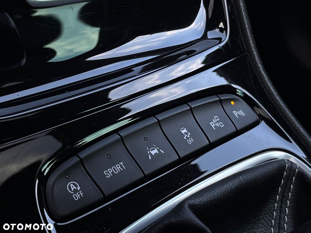 Opel Astra 1.6 BiTurbo D (CDTI) Start/Stop Dynamic - 28