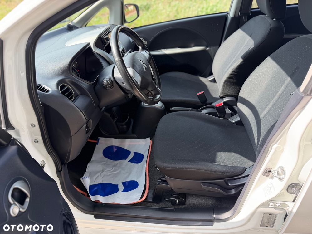 Mitsubishi i-MiEV Standard - 15