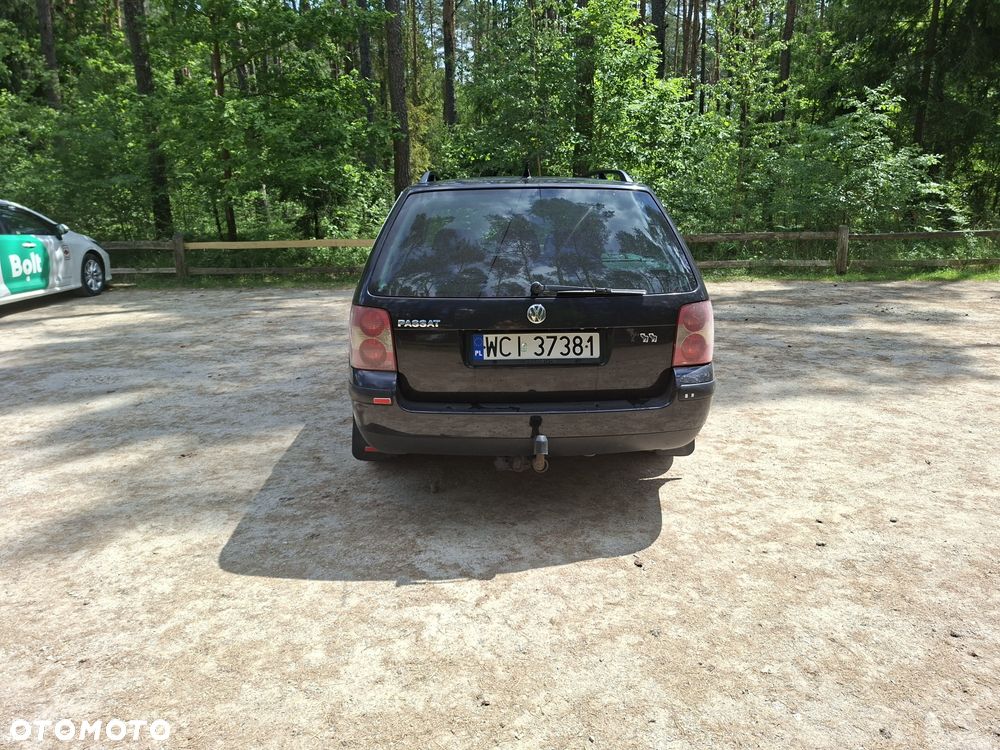 Volkswagen Passat - 4