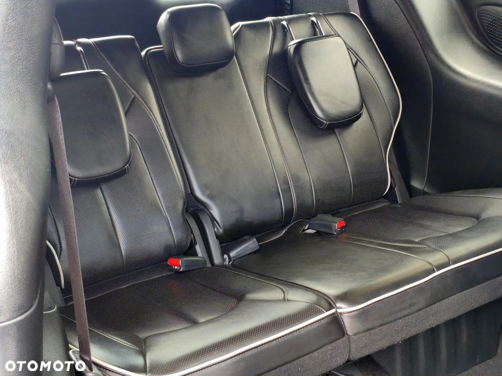 Chrysler Pacifica - 8