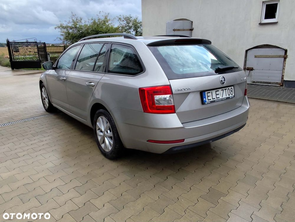 Skoda Octavia 2.0 TDI Style - 4