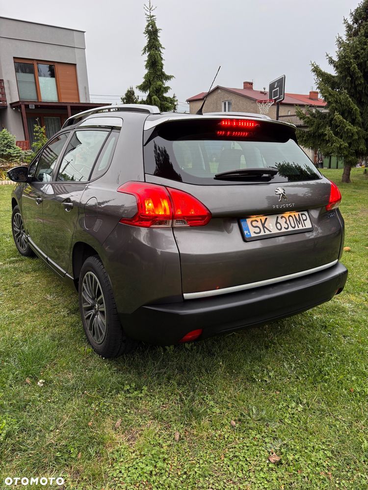 Peugeot 2008 - 9
