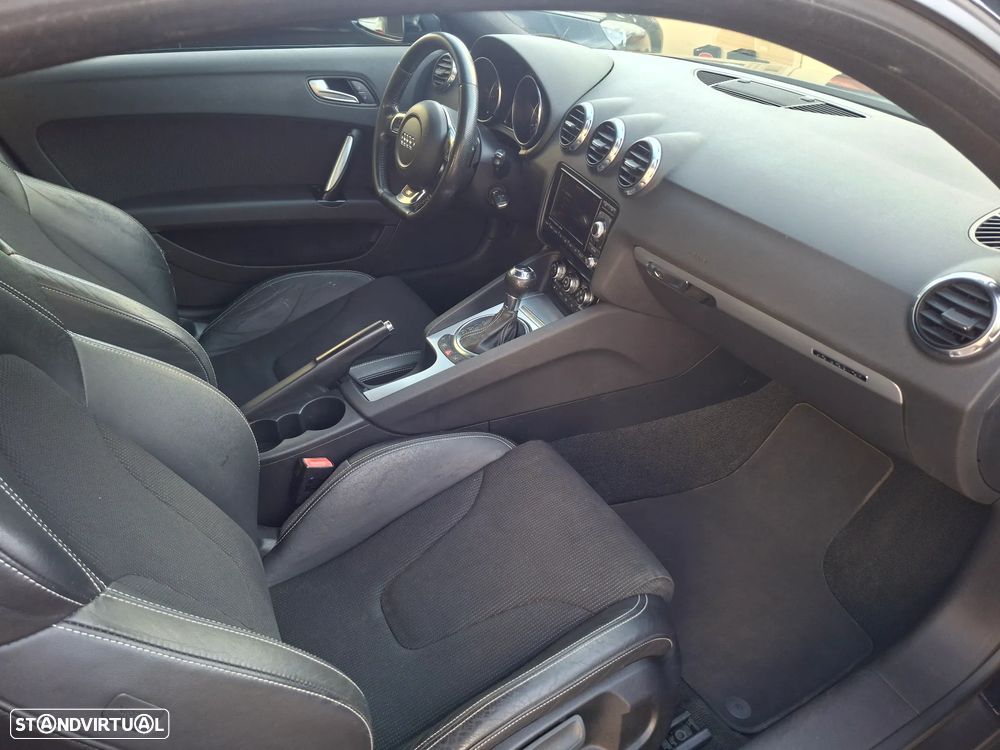 Audi TT Coupé 2.0 TFSI S tronic - 23