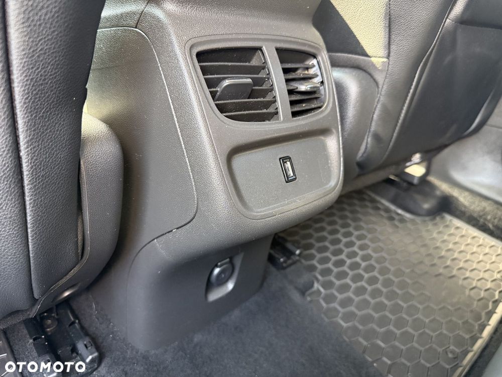 Opel Grandland X 1.2 T Enjoy S&S - 26
