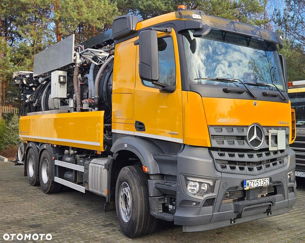 Mercedes-Benz AROCS - 5