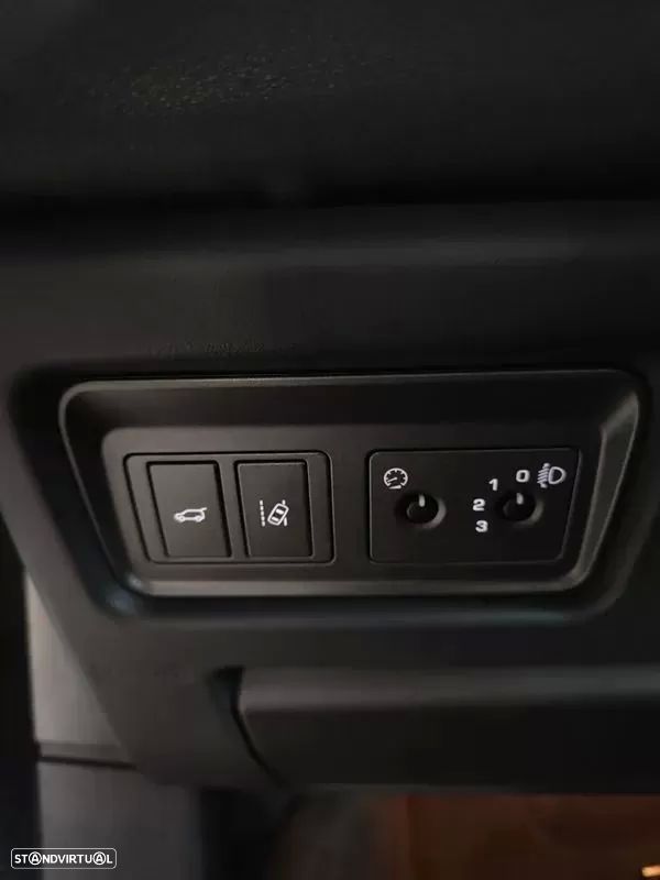 Land Rover Range Rover Evoque - 17