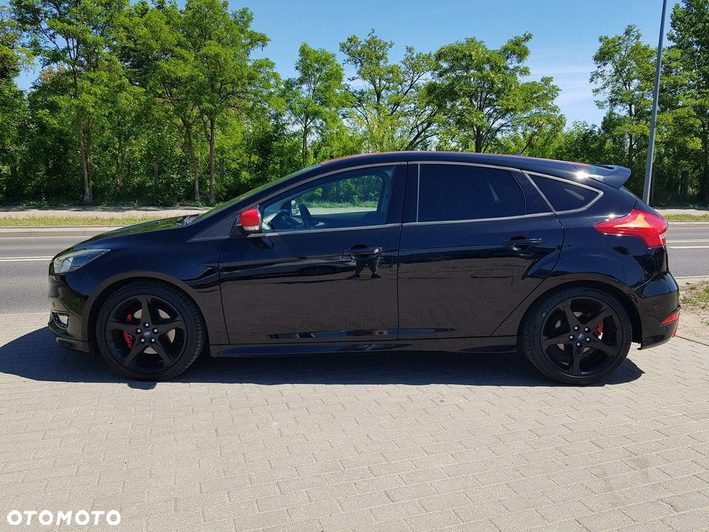 Ford Focus 1.5 EcoBoost STart-Stopp-System ST-LINE - 8