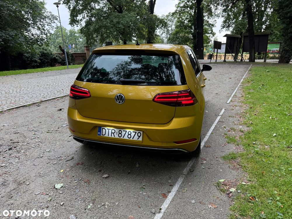 Volkswagen Golf 1.6 TDI Sound - 11