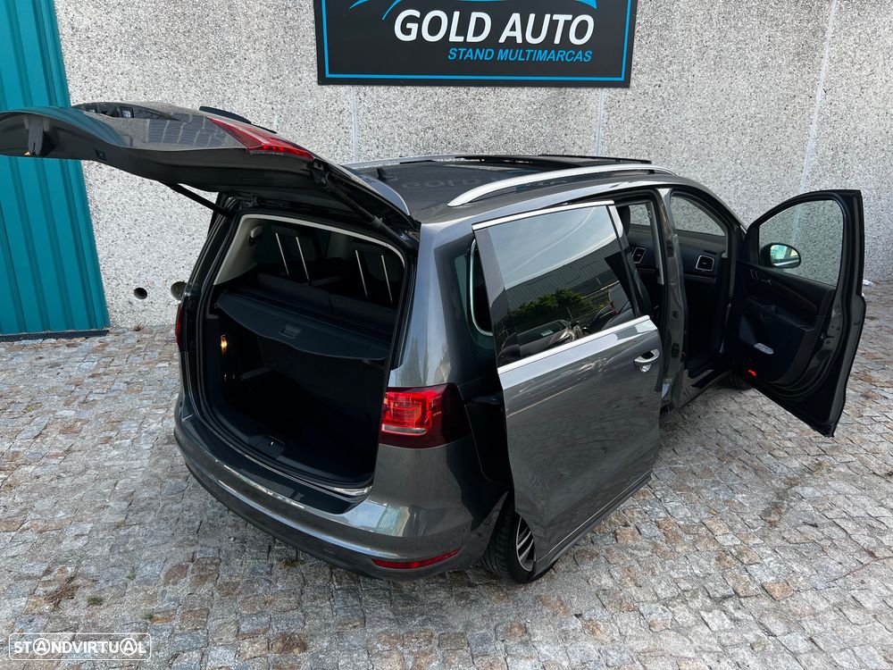 VW Sharan 2.0 TDI Blue Highline DSG - 14