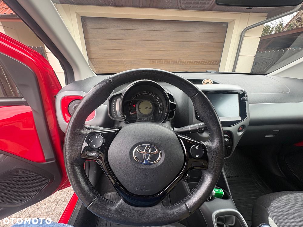 Toyota Aygo 1.0 VVT-i Color Edition - 11