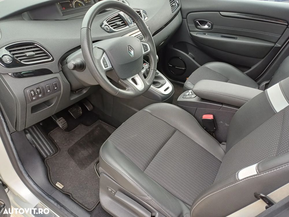 Renault Scenic ENERGY TCe 115 Bose Edition - 13