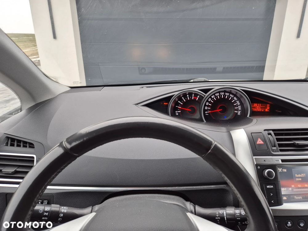 Toyota Verso 1.6 D-4D Premium - 26