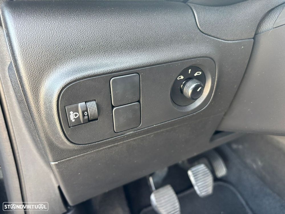 Citroën C3 1.5 BlueHDi Shine Pack - 18