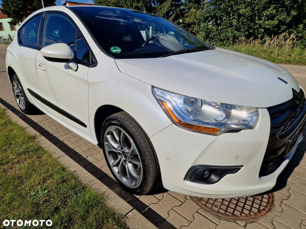 Citroën DS4 2.0 HDi SportChic - 1