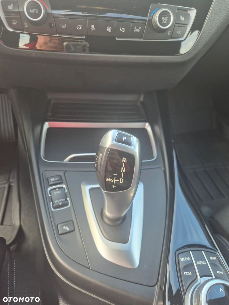 BMW Seria 1 118i GPF Sport Line - 21